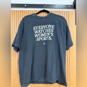 EVERYONE WATCHES WOMEN’S SPORTS™ TEE